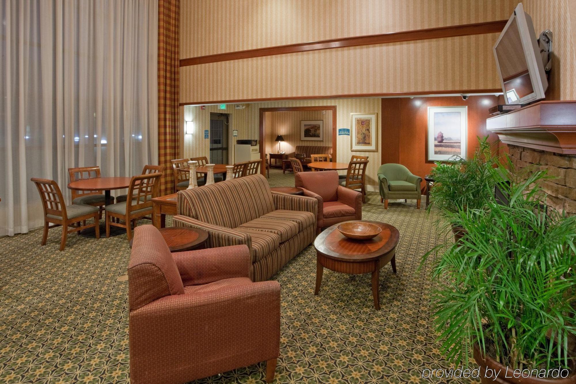 Staybridge Suites Wilmington-Newark By Ihg Restaurant photo