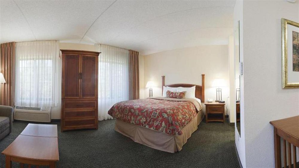 Staybridge Suites Wilmington-Newark By Ihg Extérieur photo